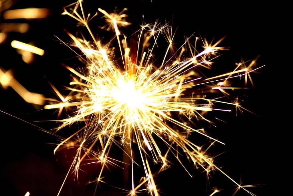 sparkler 477598 Image by Ulrike Mai from Pixabay